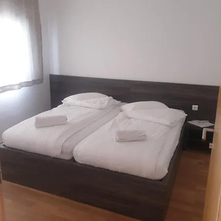 Lohovo Apart-hotel Bihać